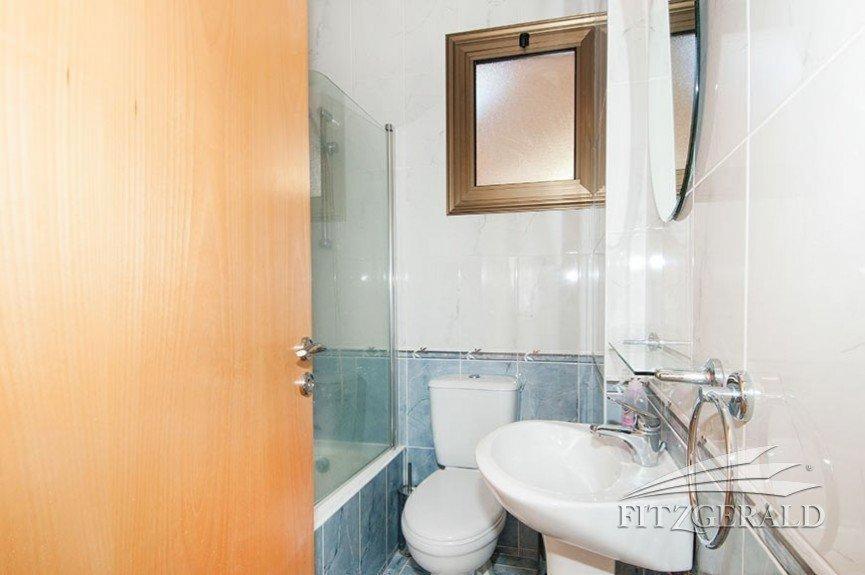 1 Bedroom Garden Flat, Sleeps 4 Пафос Екстериор снимка